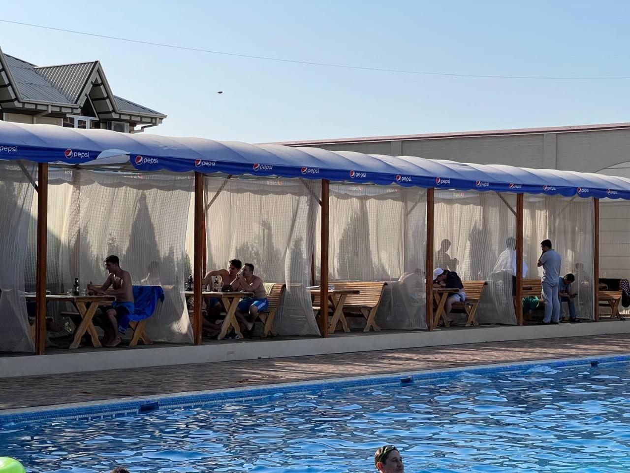 Orom Hotel Fergana Exteriér fotografie