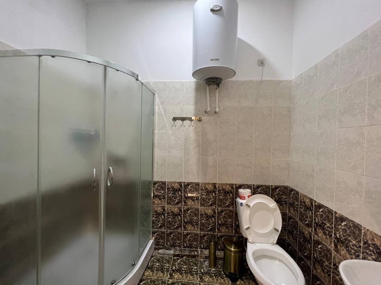 Orom Hotel Fergana Exteriér fotografie